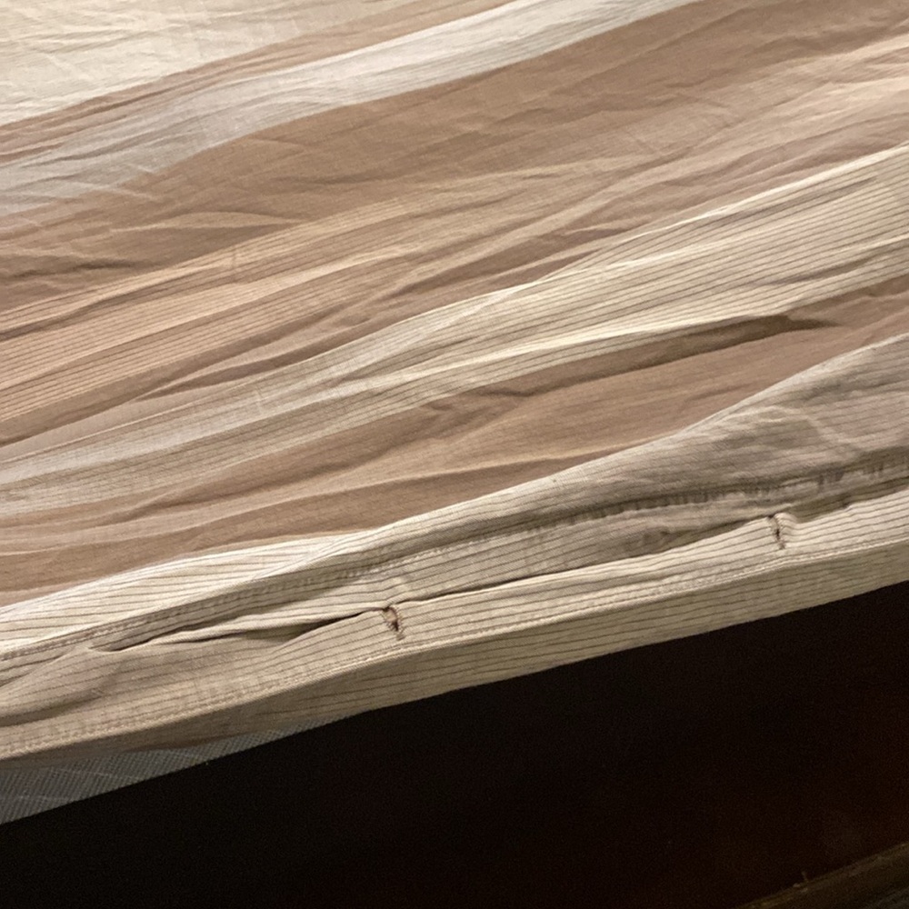 King size Calvin Klein duvet cover.striped in neutral colors - Picture 7 of 8
